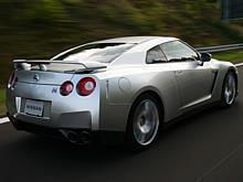 NISSAN GT-R